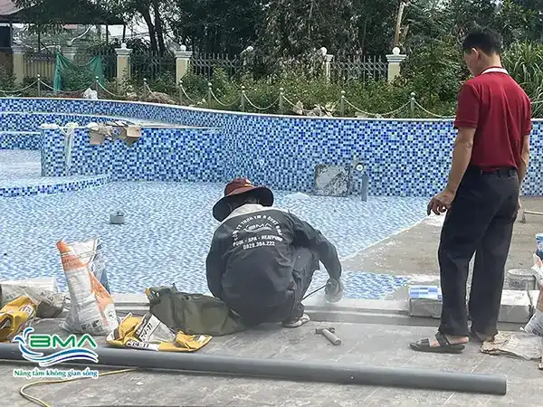 Thi công bể bơi