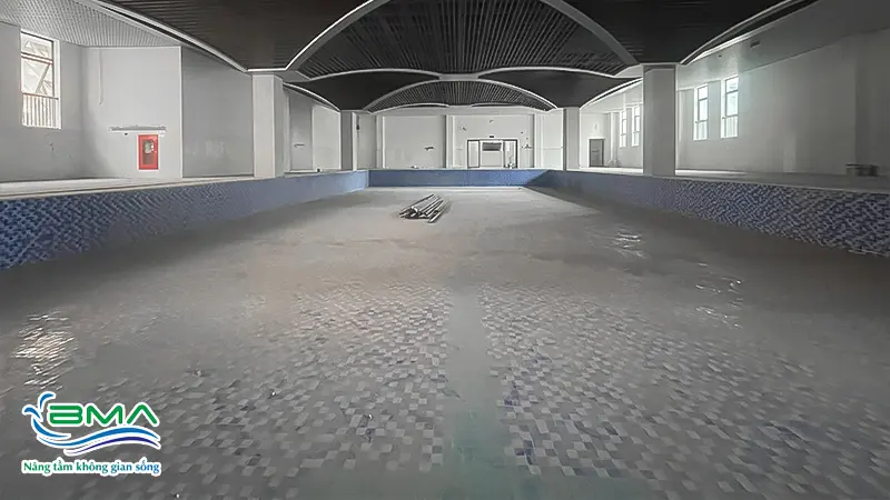 ban-giao-thiet-bi-be-boi-truong-tieu-hoc-hoang-mai