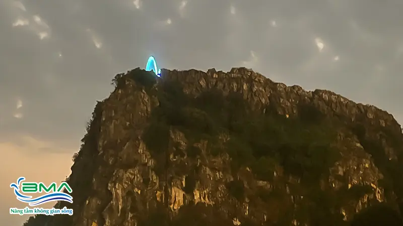 hoàn thiện đài phun nước hồ Núi Lở