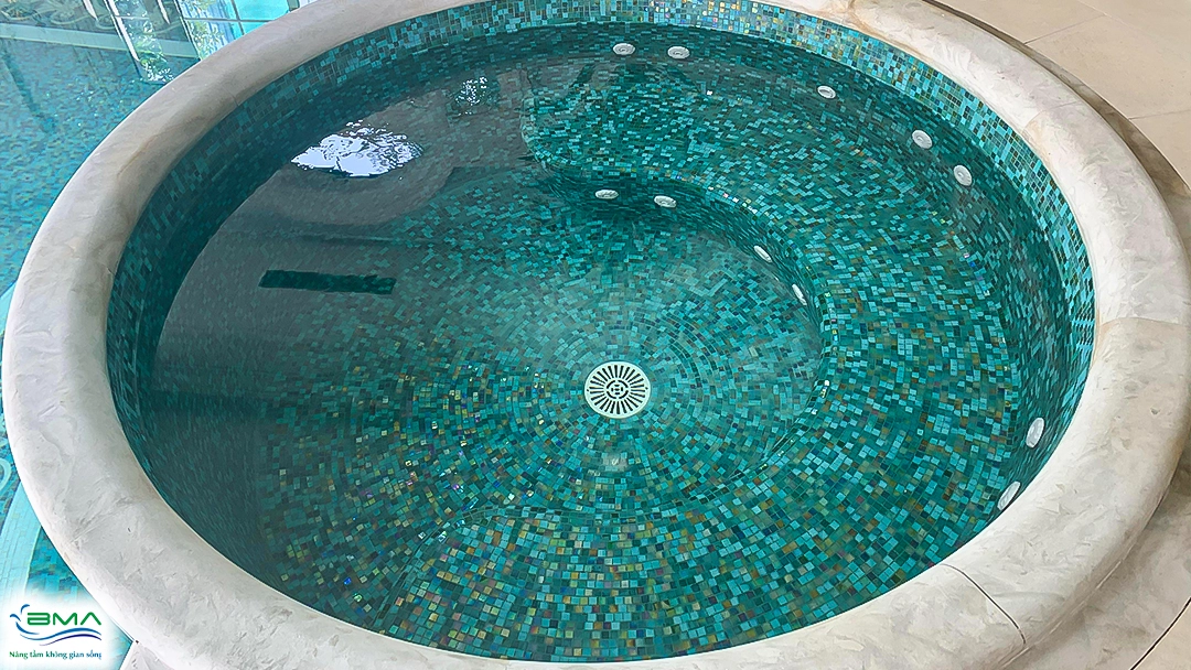 Jacuzzi Nguyệt Quế - Vinhome